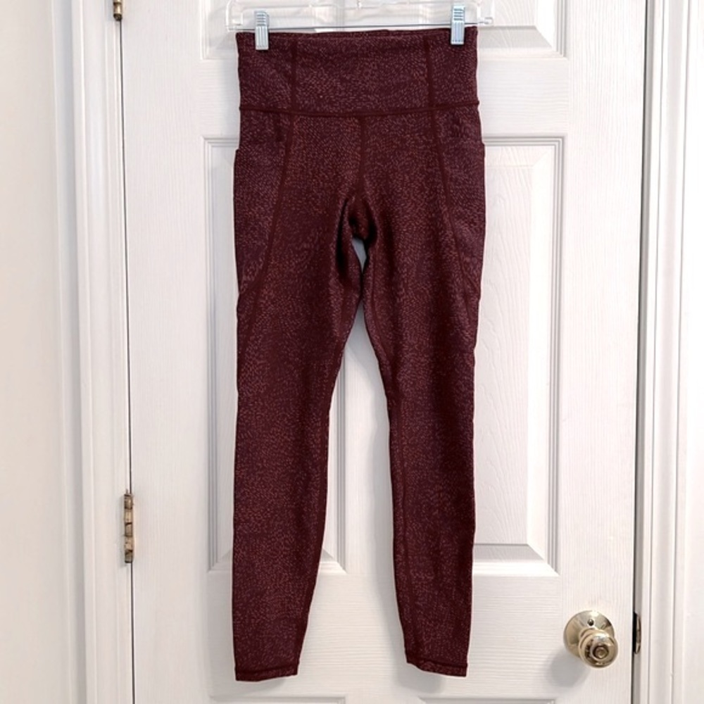 Athleta Salutation Stash Tights with Pockets!
